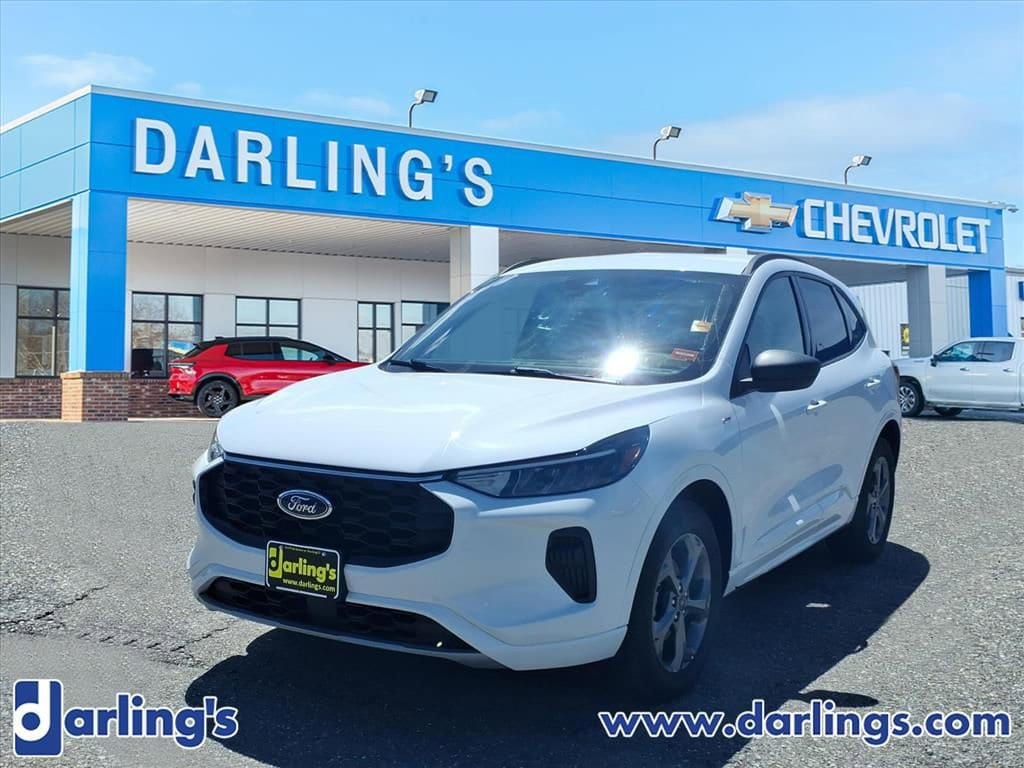 2023 Ford Escape ST-Line AWD's photo