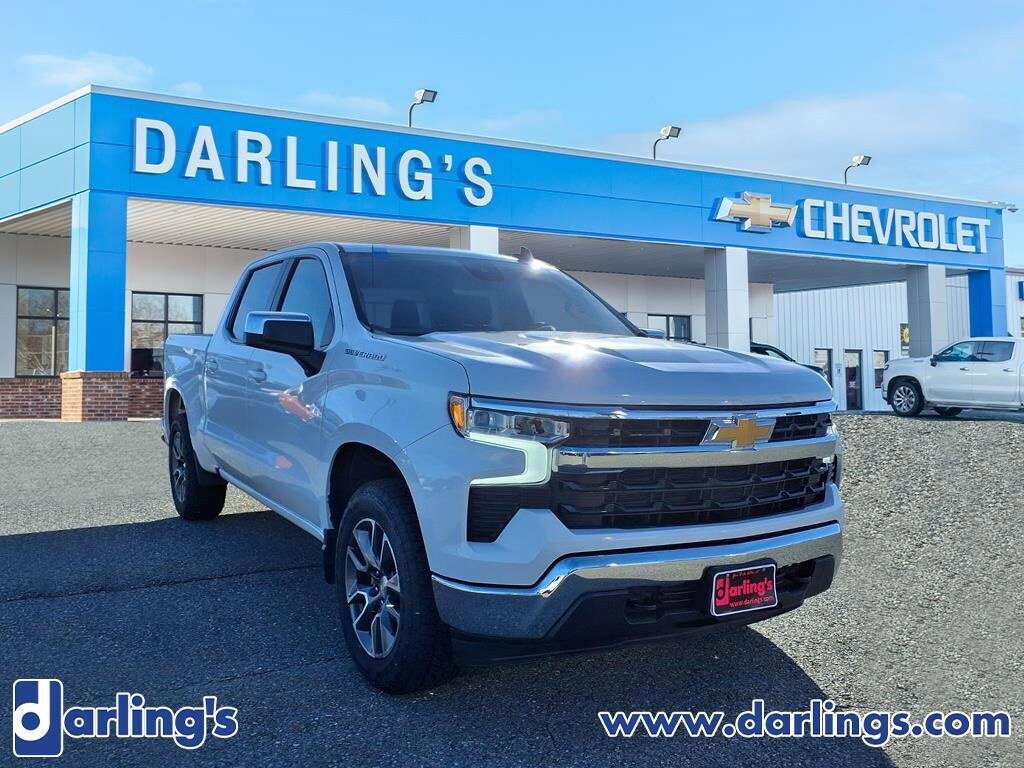 2022 Chevrolet Silverado 1500 LT photo 3