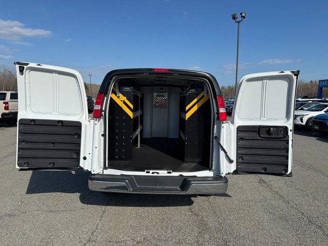 2025 Chevrolet Express Cargo Work Van - Photo 8