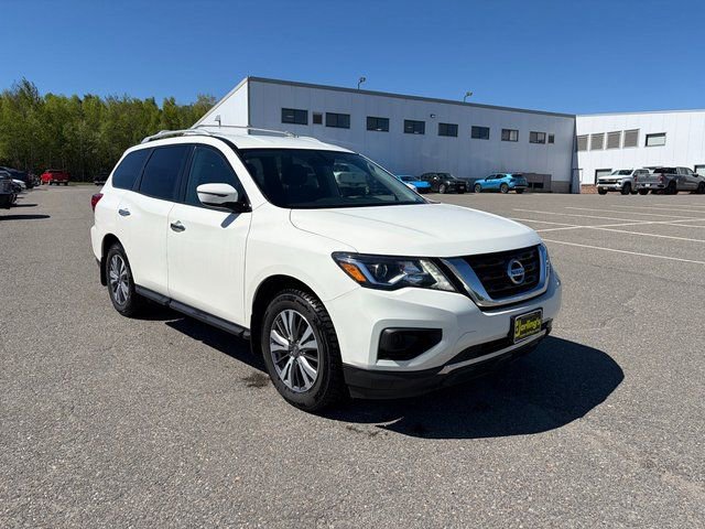 2020 Nissan Pathfinder S 4WD's photo