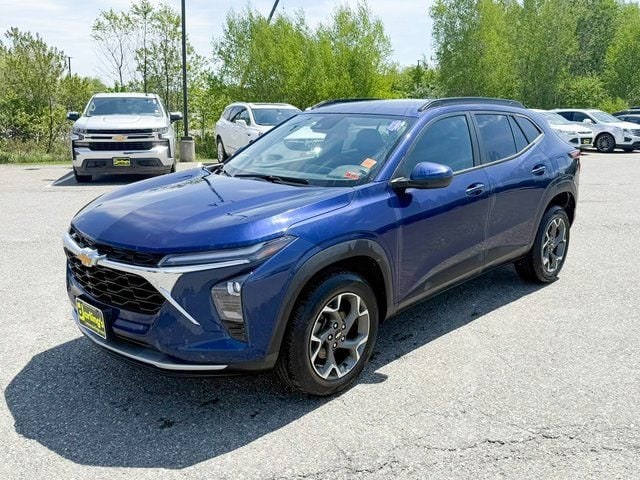 2024 Chevrolet Trax LT's photo