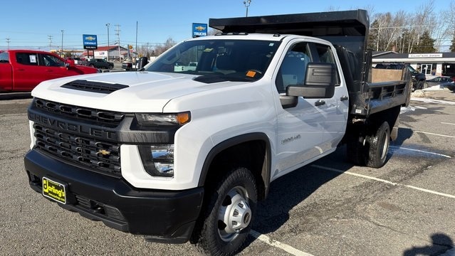 2022 Chevrolet Silverado HD WT's photo