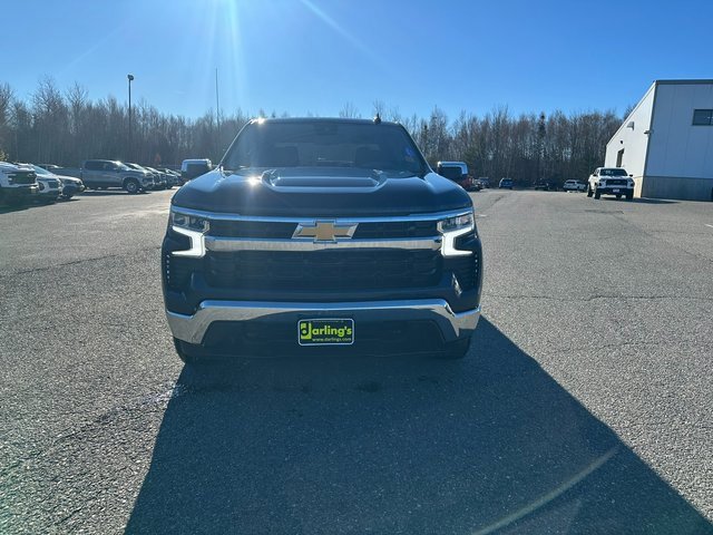 2022 Chevrolet Silverado 1500 LT photo 4