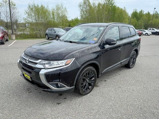 2018 Mitsubishi Outlander LE S-AWC's photo