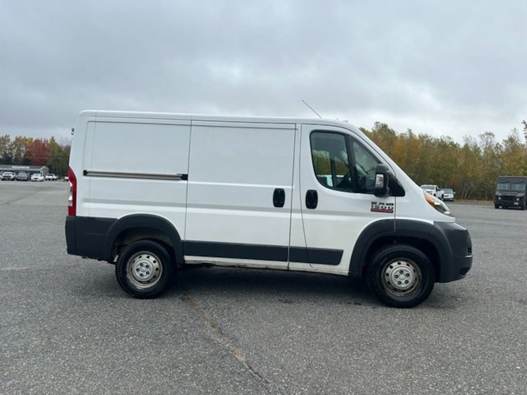 Used 2018 Ram Promaster Cargo Van Low Roof (Non-Inspected Wholesale Tow-Off) Cargo Van