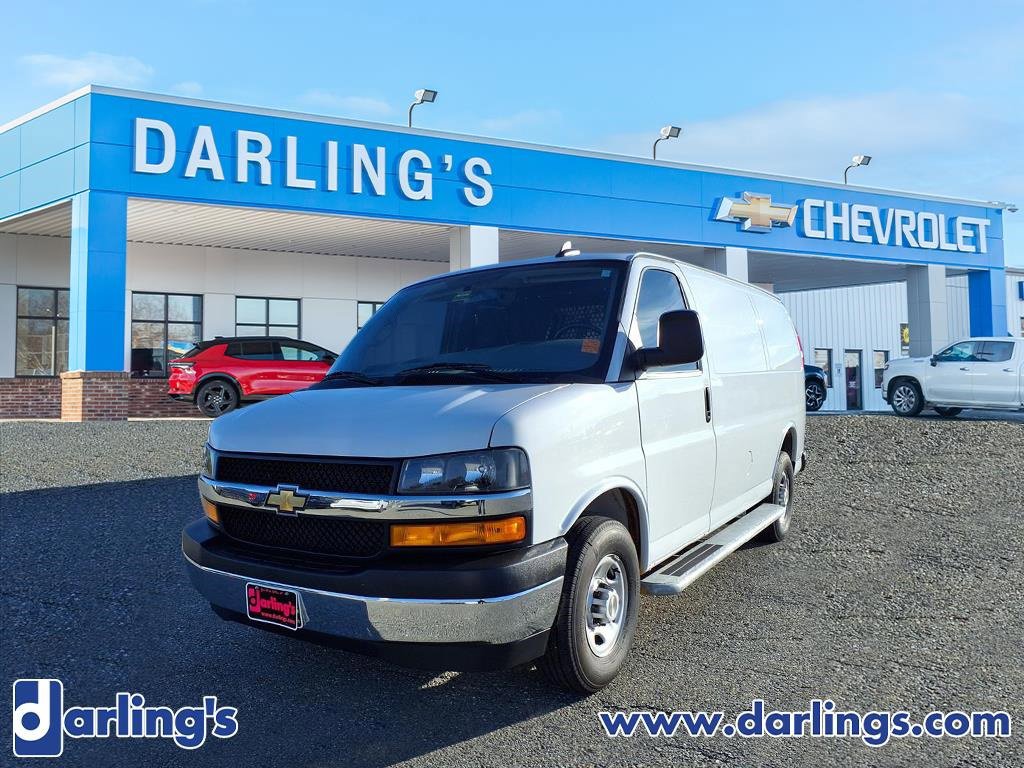 2024 Chevrolet Express Cargo Work Van's photo