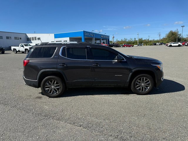 2017 Gmc Acadia SLT photo 2