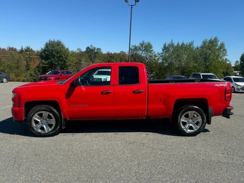 Used 2017 Chevrolet Silverado 1500 Custom (Non-Inspected Wholesale Tow-Off) Truck