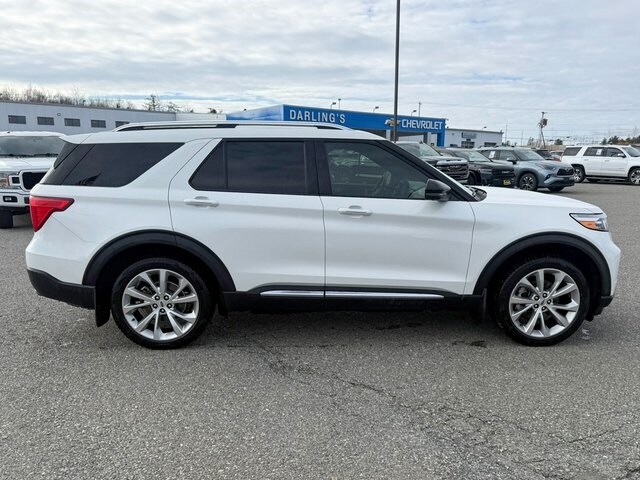 2021 Ford Explorer Platinum ST-Line photo 3