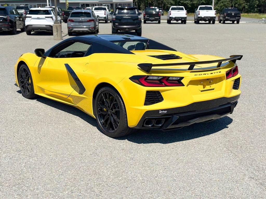 2025 Chevrolet Corvette 2LT - Photo 12