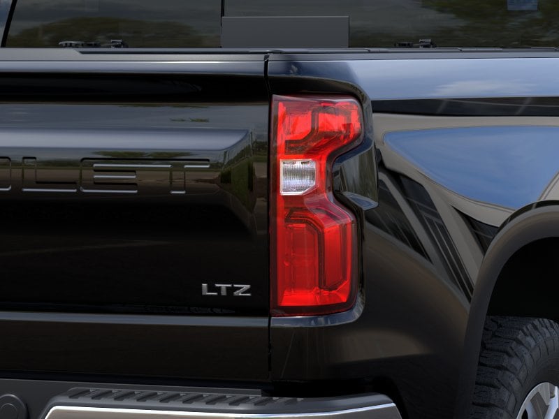 2025 Chevrolet Silverado 1500 LTZ - Photo 11