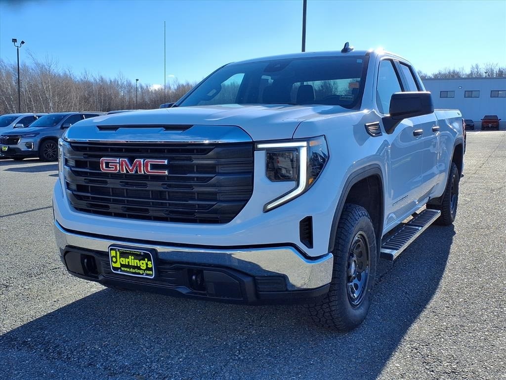 2025 GMC Sierra 1500 Pro's photo