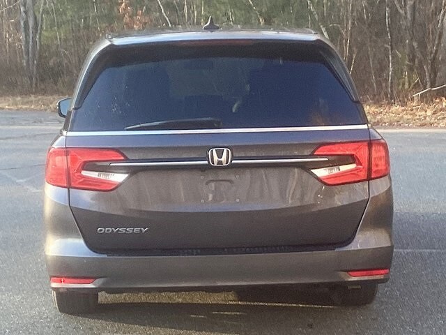 2023 Honda Odyssey EX-L photo 2
