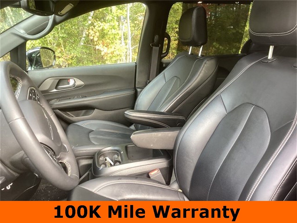 Used 2025 Chrysler Pacifica Select (Darling's Certified) Van Passenger Van