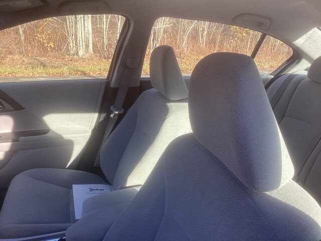 2013 Honda Accord LX photo 3