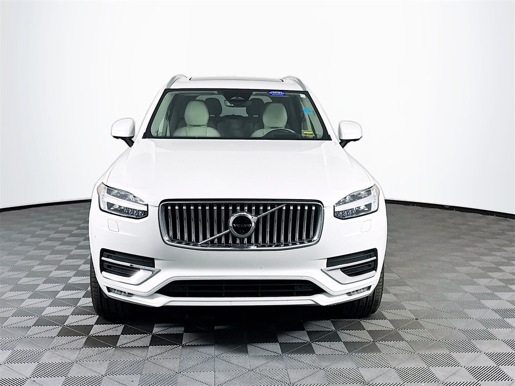 2023 Volvo XC90 Ultimate AWD photo 2