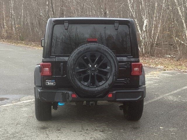 2024 Jeep Wrangler Sahara 4xe photo 3