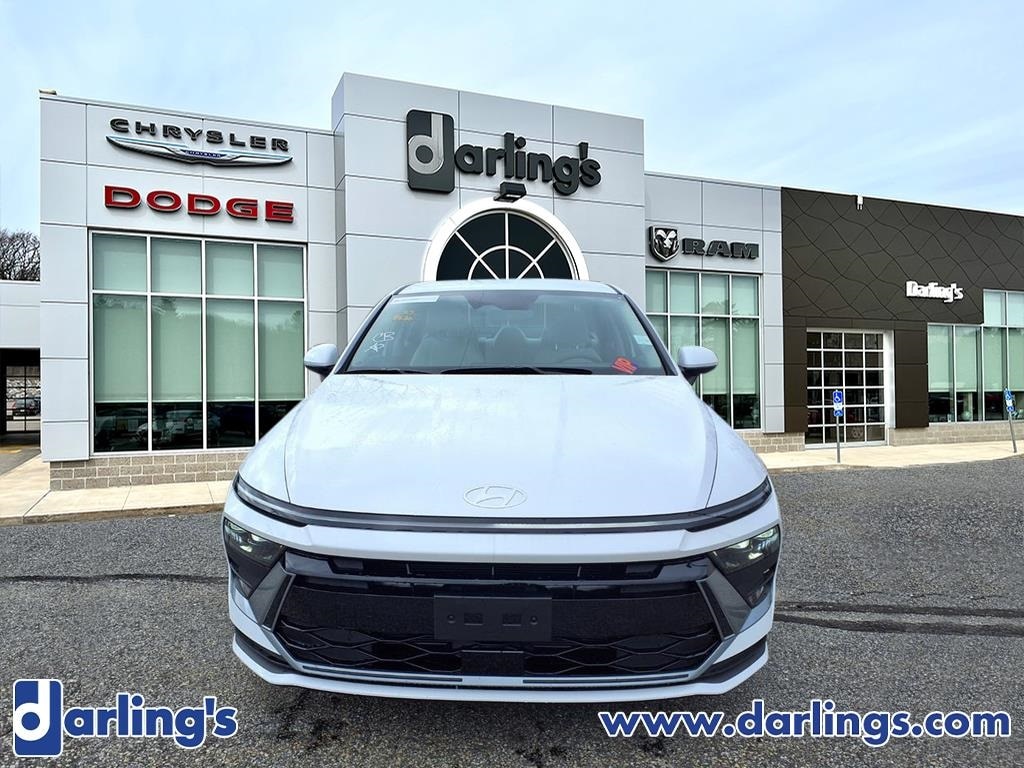 Used 2025 Hyundai Sonata SE (Darling's Certified) Sedan