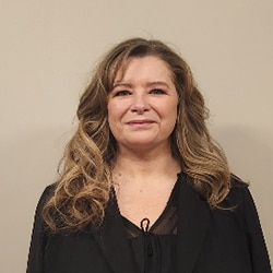 Staff member Shelley Doherty from ID_83298d