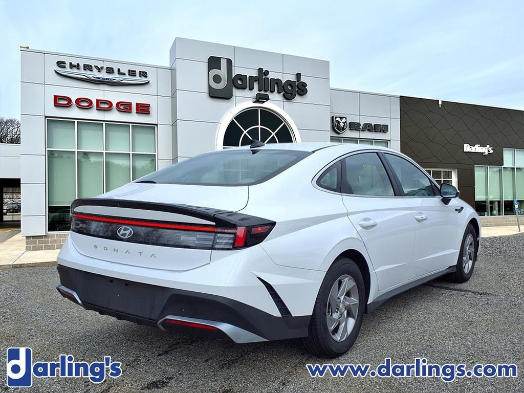 Used 2025 Hyundai Sonata SE (Darling's Certified) Sedan