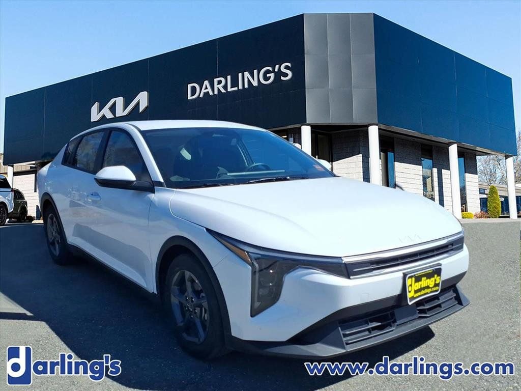 Certified 2025 Kia K4 LXS Sedan