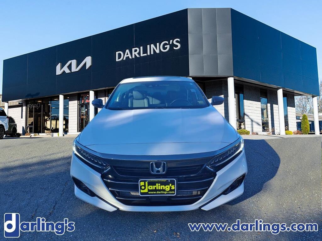 2022 Honda Accord Sport 2.0T photo 2