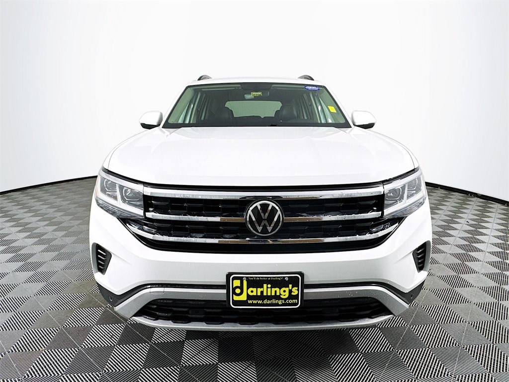Used 2022 Volkswagen Atlas SE w/Tech with VIN 1V2HR2CA5NC530204 for sale in Bangor, ME