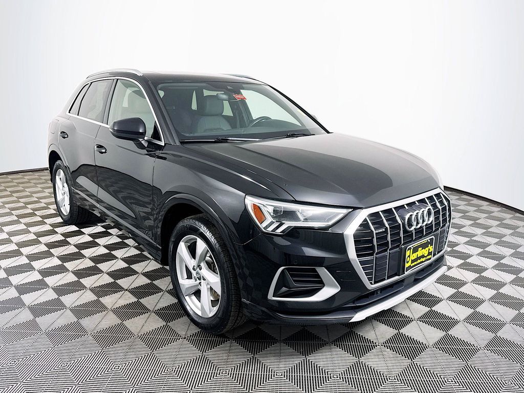 2020 Audi Q3 45 TFSI Premium Plus quattro's photo