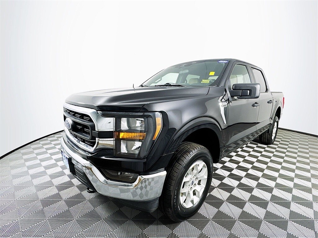 2023 Ford F-150 XLT photo 3