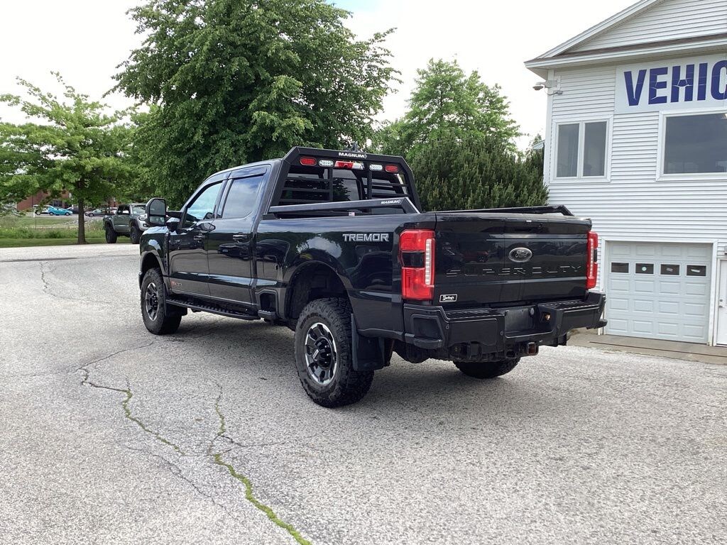 Certified 2024 Ford F-250 Lariat (Certified) Truck Crew Cab