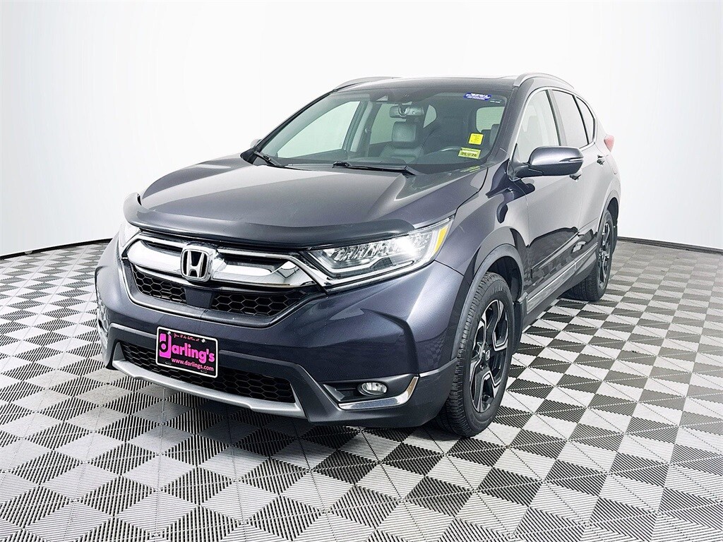 2017 Honda CR-V Touring photo 3