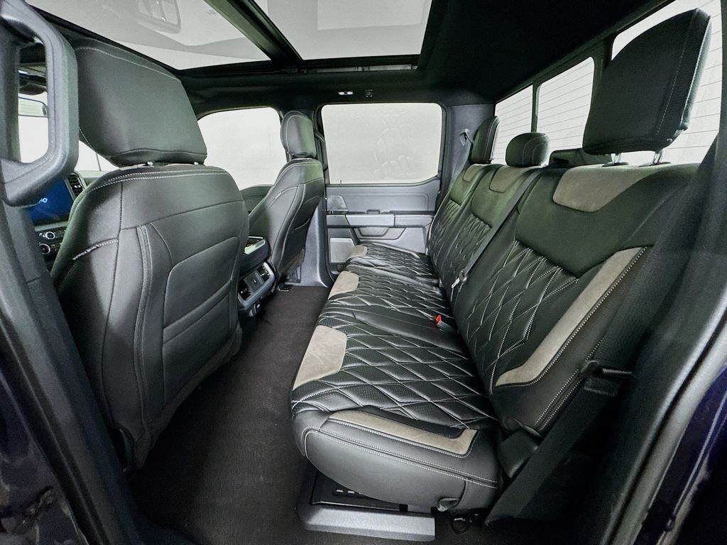 2025 Ford F-150 XLT - Photo 23