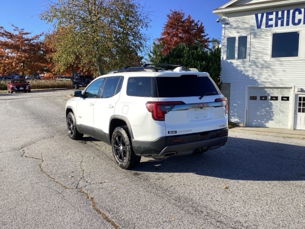 Used 2022 GMC Acadia AT4 (Value Line) SUV