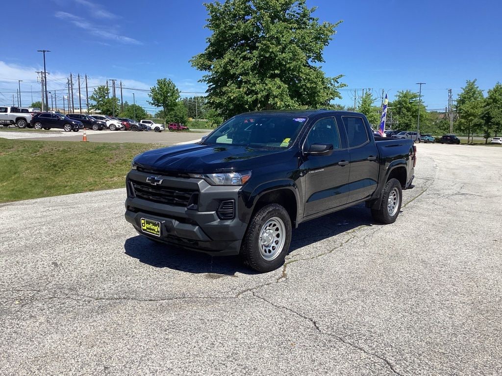 2023 Chevrolet Colorado 4WD Work Truck Crew Cab Short Box's photo