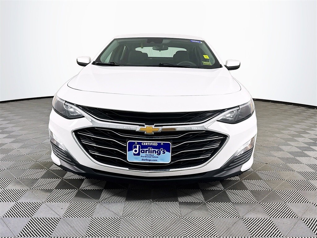 2024 Chevrolet Malibu LS photo 2