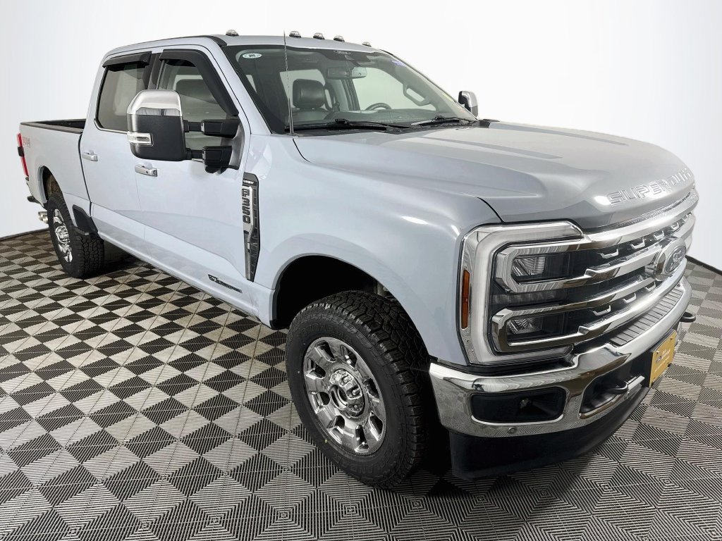 2025 Ford F-350 Super Duty Lariat