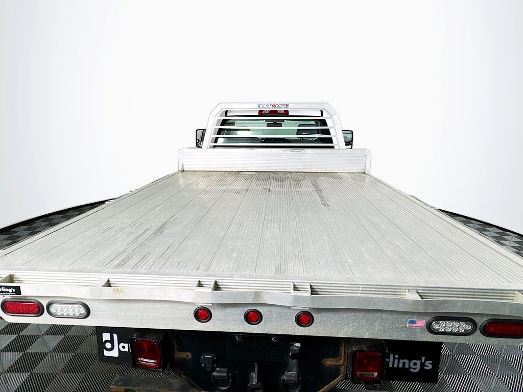 2018 Chevrolet Silverado 3500 Chassis Cab 20