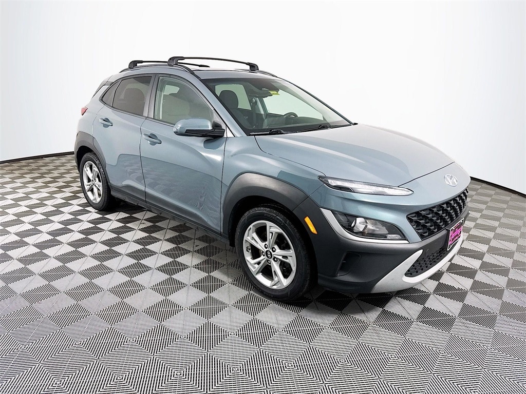 2022 Hyundai Kona SEL's photo