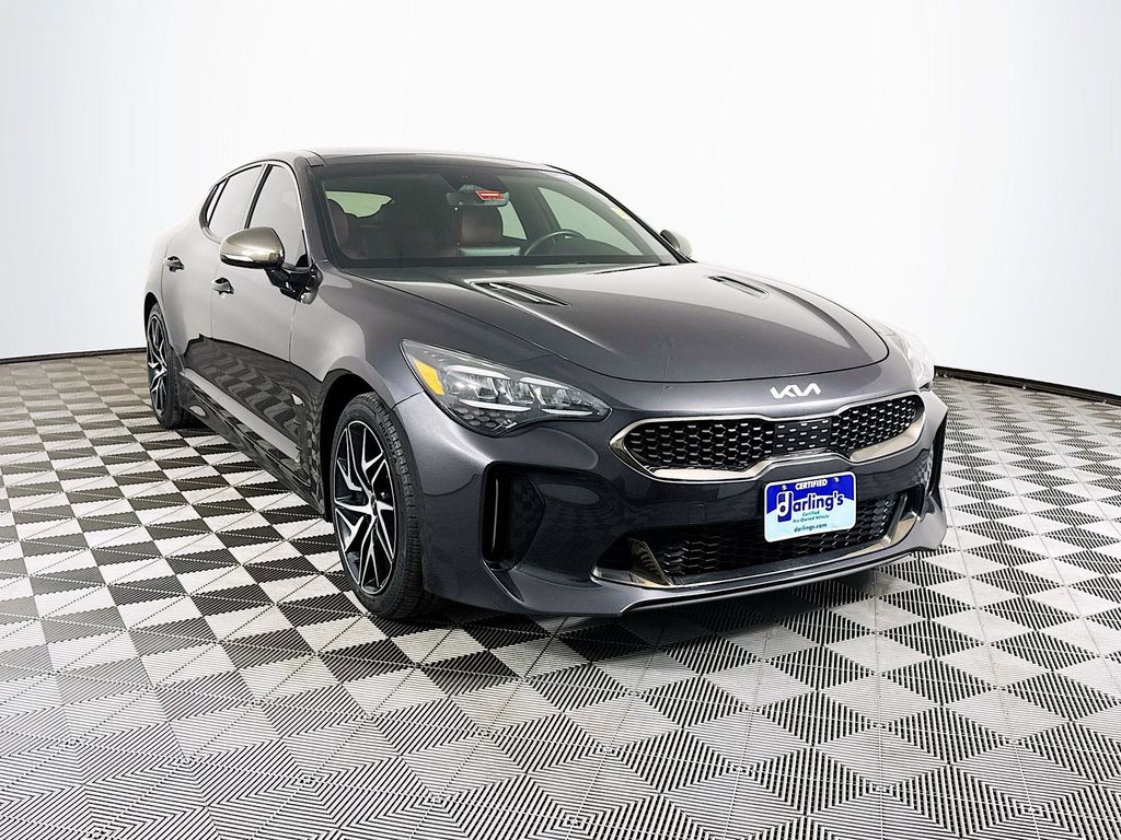 2022 Kia Stinger GT-Line AWD's photo