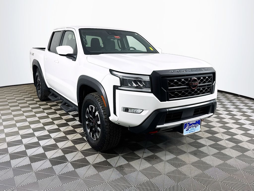 2023 Nissan Frontier PRO-4X Crew Cab 4X4's photo
