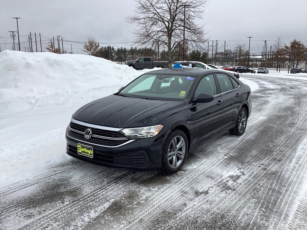 Used 2023 Volkswagen Jetta 1.5T SE (Certified) Sedan