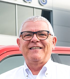 Staff member Roger Oliver from ID_f5e278