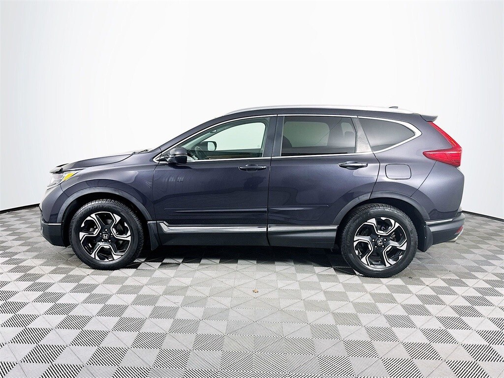 2017 Honda CR-V Touring photo 4