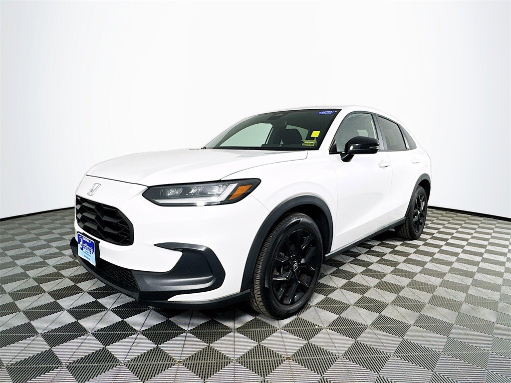 2023 Honda HR-V Sport photo 3