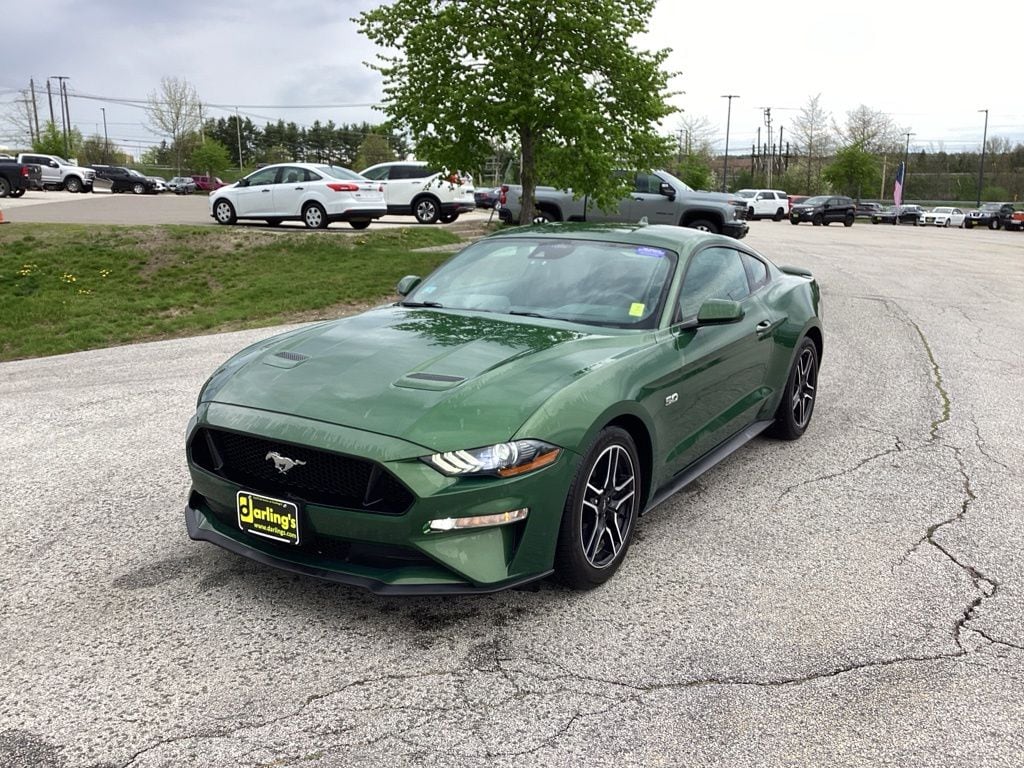 2022 Ford Mustang GT Coupe's photo