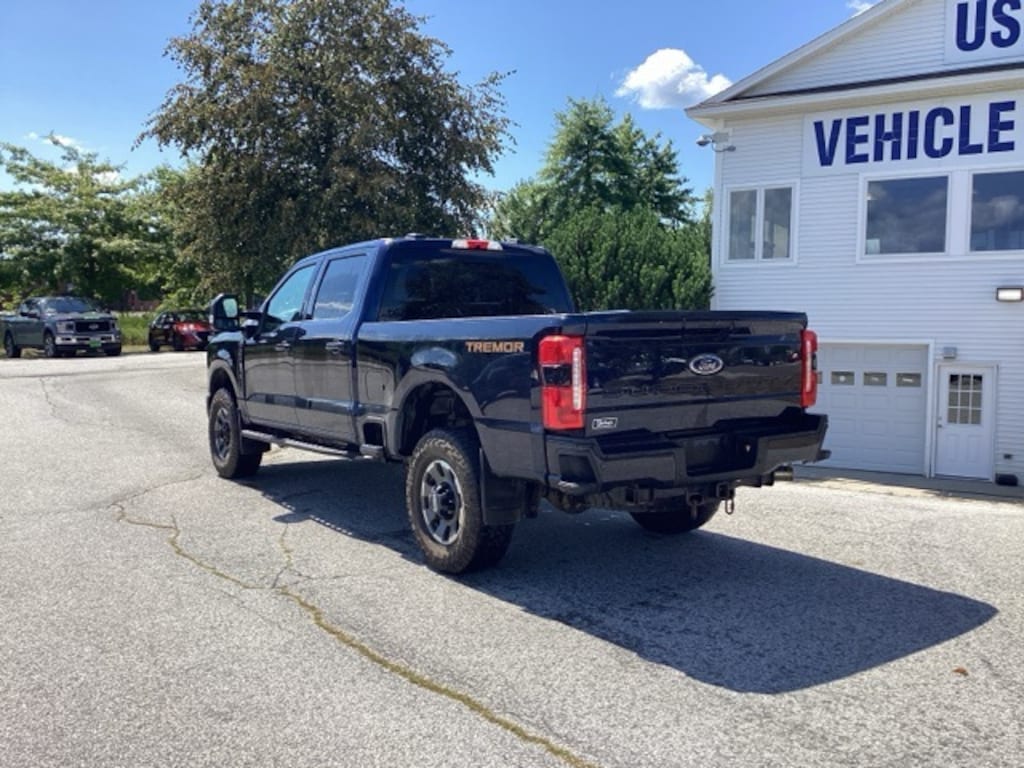 Used 2023 Ford F-350 Lariat (Inspected Wholesale) Truck Crew Cab