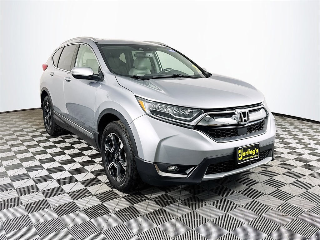2017 Honda CR-V Touring's photo