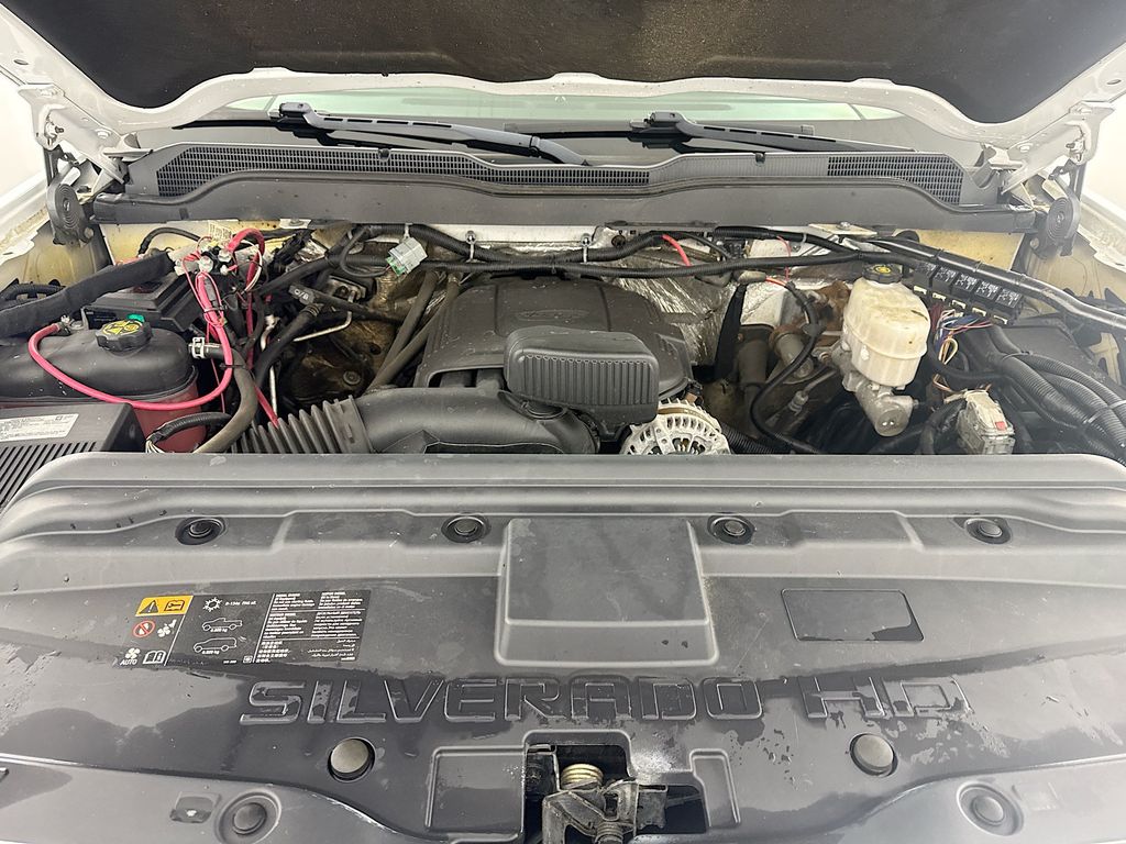 2018 Chevrolet Silverado 3500 Chassis Cab 23