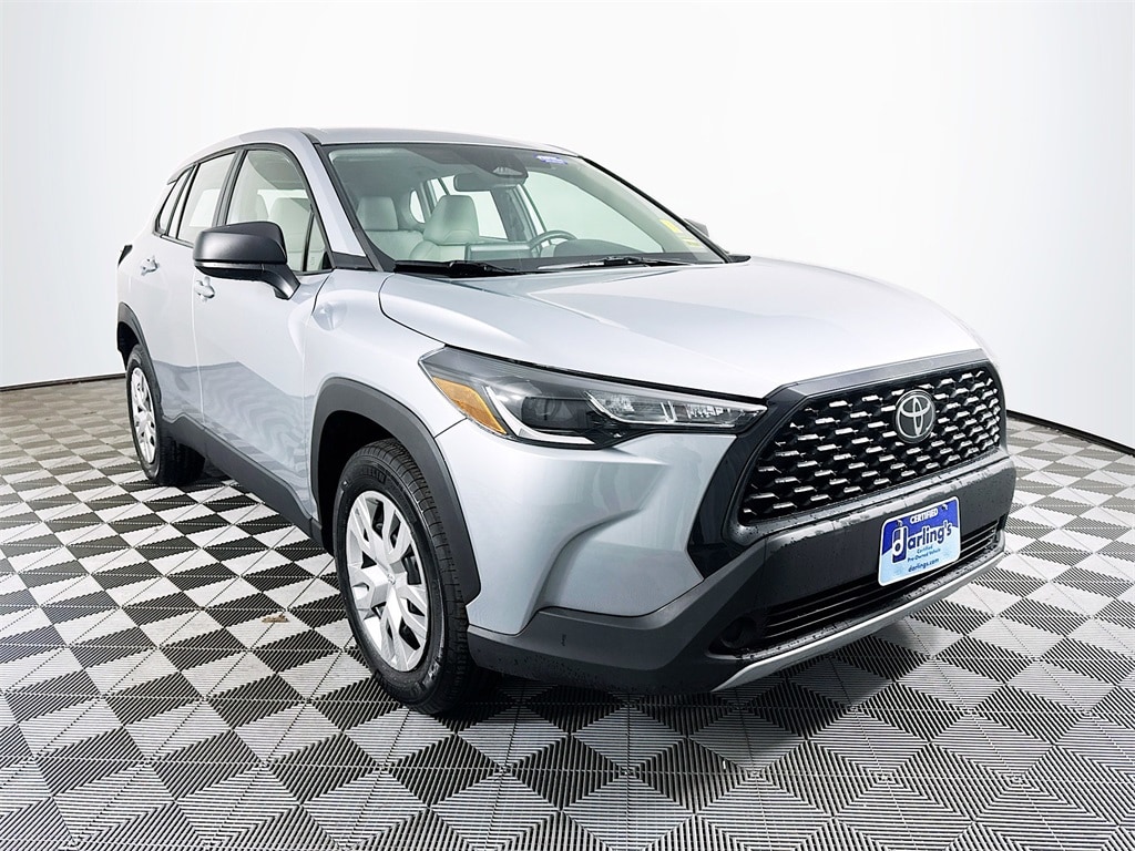 2023 Toyota Corolla Cross L's photo