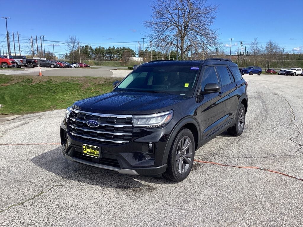2025 Ford Explorer Active 4WD (PL535)'s photo